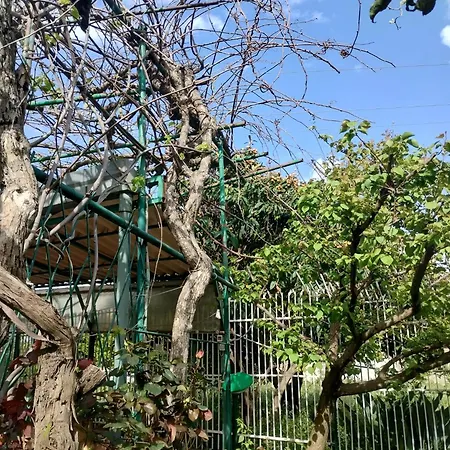 The Middle House * Castellammare di Stabia